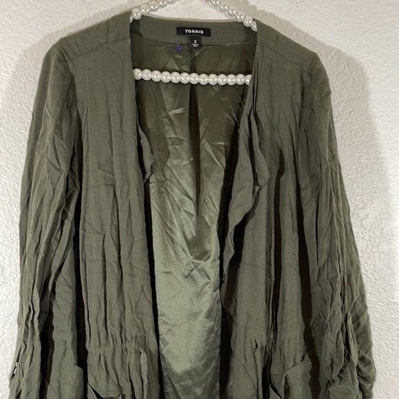 TORRID OLIVE GREEN DRAPE ANORAK SIZE 2XL - Picture 3 of 14